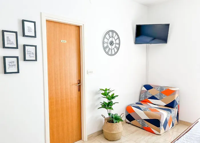 Apartment Holiday Makarska Μακάρσκα