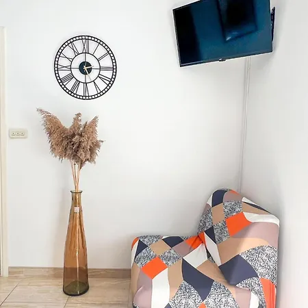 Apartment Holiday Makarska דירה