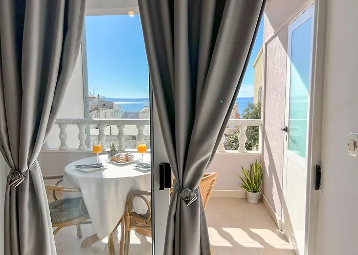 Apartment Holiday Makarska Apartament